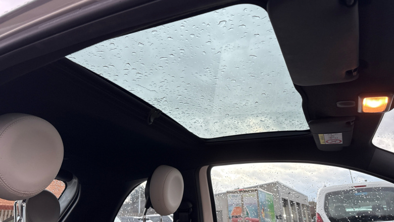 Fiat 500 1.0 Mild Hybrid Dolcevita Plus 3dr Petrol Hatchback